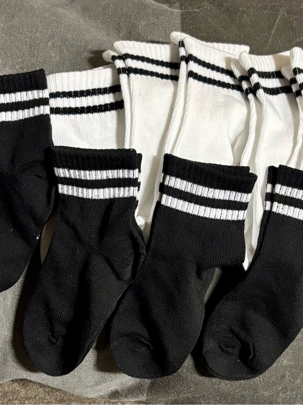 Kids Athletic Crew Socks - Black & White Stripes